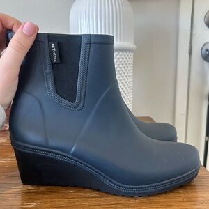 Tretorn Navy Rubber Wedge Ankle Rain Boots